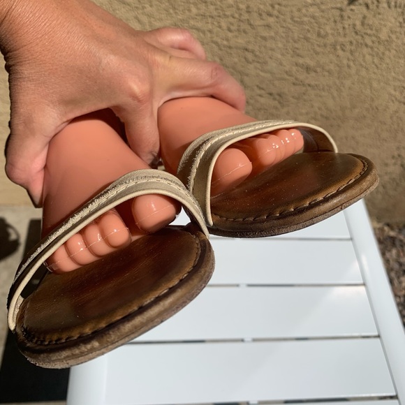 Frye brown and cream leather strap sandals size 9M - Picture 12 of 15